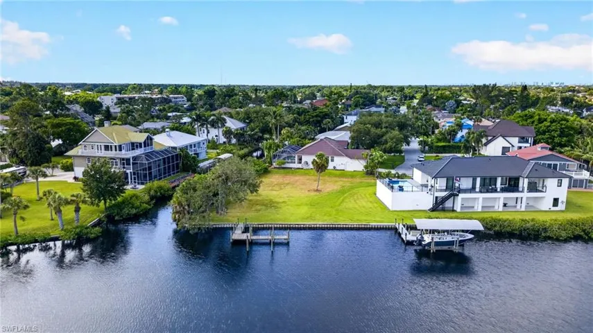 27218 High Seas Ln, Bonita Springs, Florida 34135