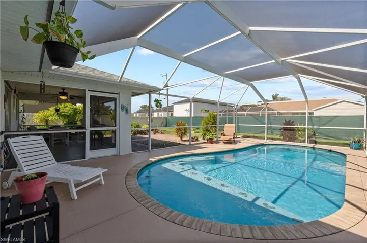 Fully Screened in Heated Pool