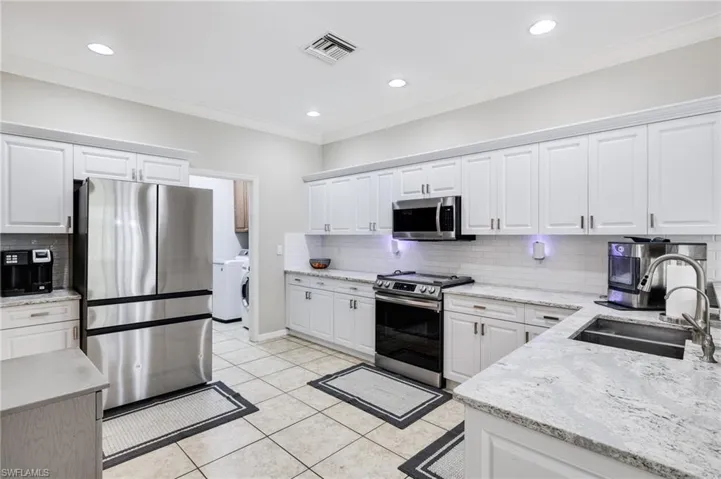 9634  Blue Stone  CIR, Fort Myers, FL 33913