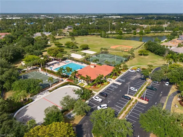 9634  Blue Stone  CIR, Fort Myers, FL 33913