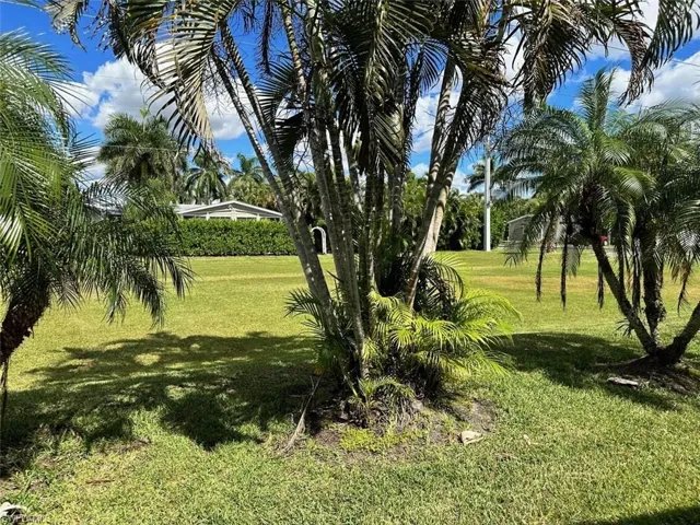 1453 Diamond Lake Cir, Naples, Florida 34114