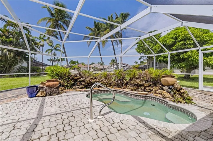 5514 Sw 9th Ave, Cape Coral, Florida 33914