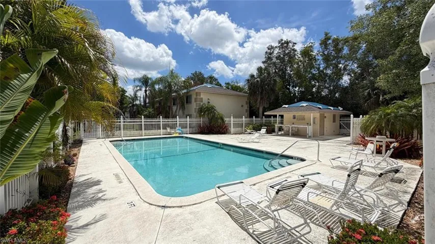 5410 16th Pl Sw B-1, Naples, Florida 34116