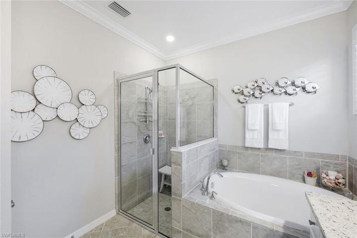 Primary suite shower