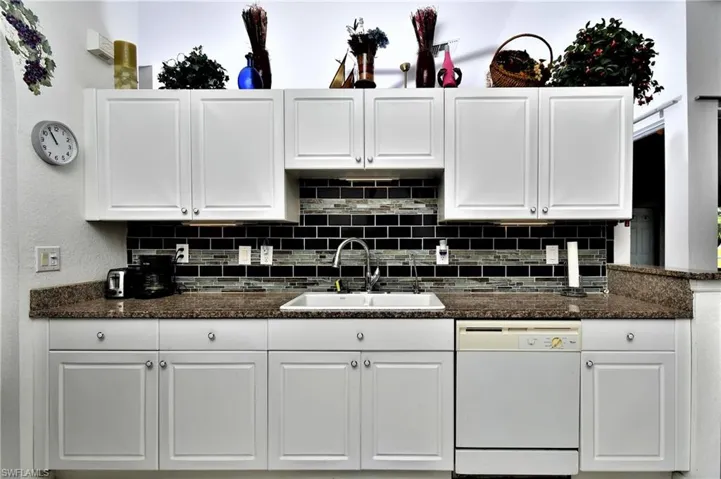 301 NE 23rd  TER, Cape Coral, FL 33909