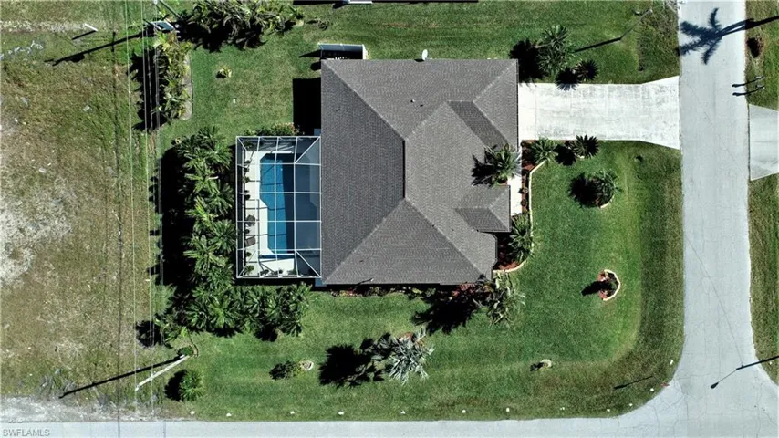 301 NE 23rd  TER, Cape Coral, FL 33909