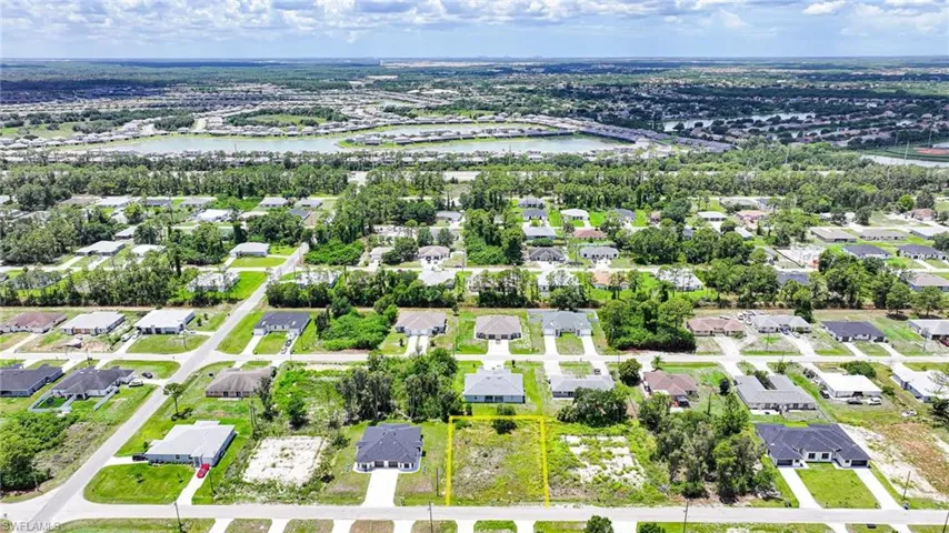 4713/4715 27th St Sw, Lehigh Acres, Florida 33973