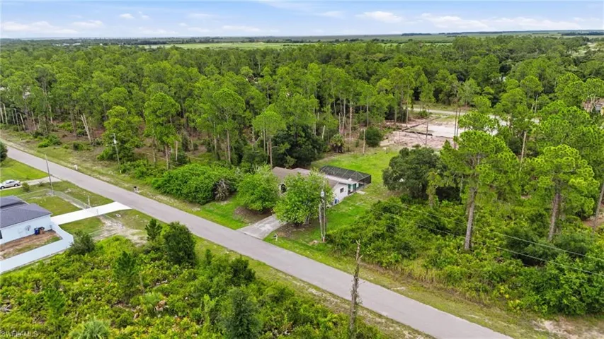 906 Wells Ave, Lehigh Acres, Florida 33972