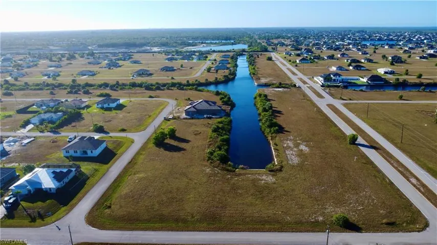 3936 40th Ter, Cape Coral, Florida 33993
