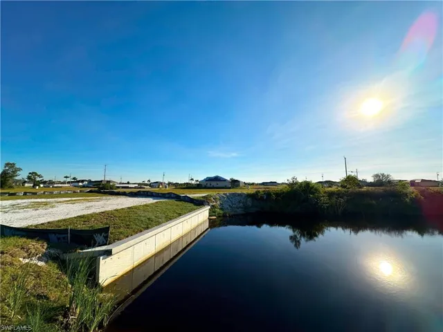 3936 40th Ter, Cape Coral, Florida 33993