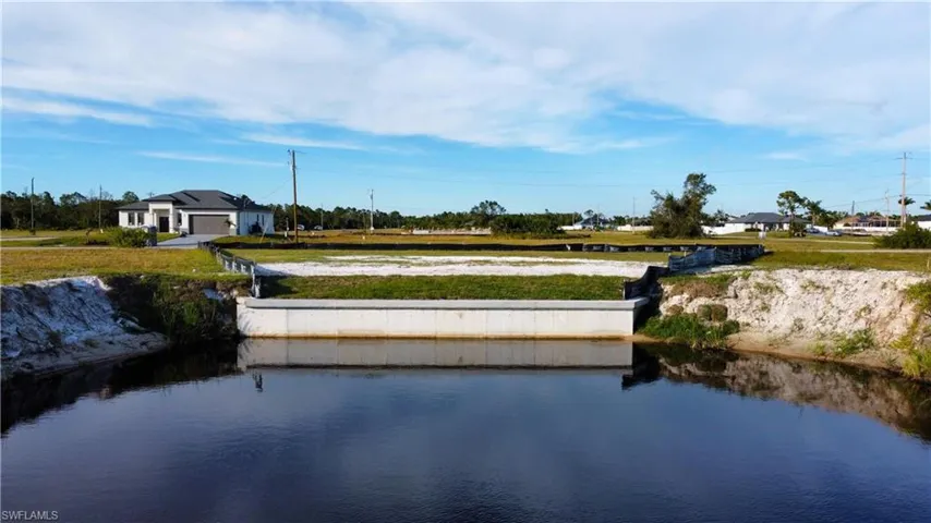 3936 40th Ter, Cape Coral, Florida 33993