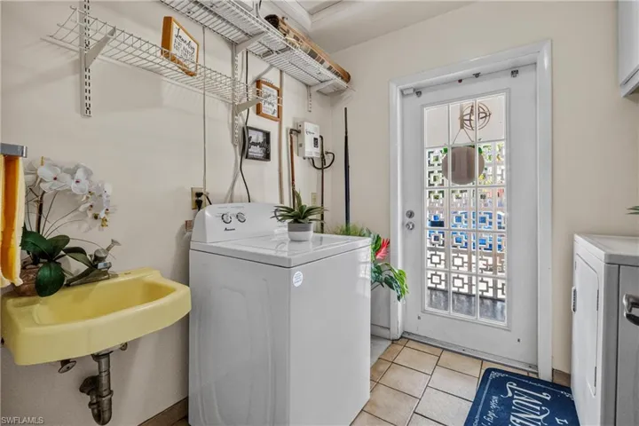 312 W Circle Dr, Clewiston, Florida 33440