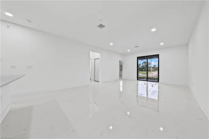 696-698 Creuset Ave S, Lehigh Acres, Florida 33974