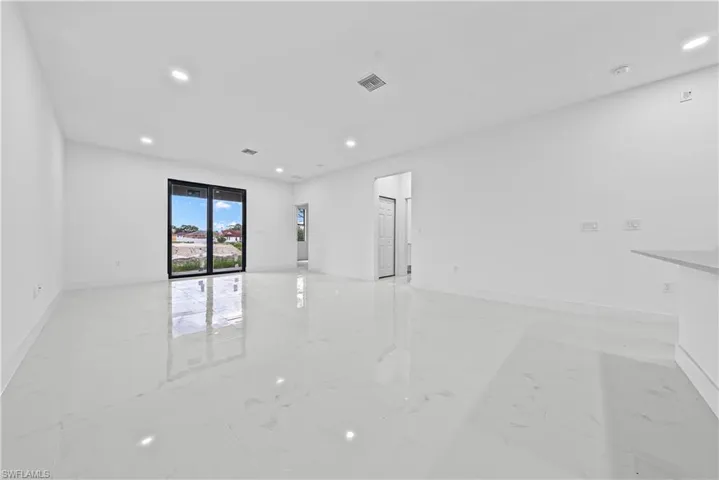 696-698 Creuset Ave S, Lehigh Acres, Florida 33974