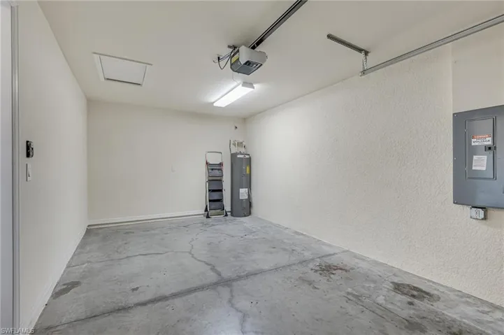 1-car garage