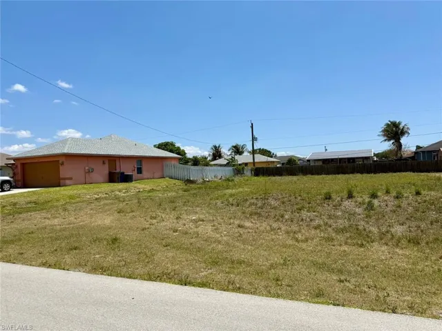 4517 7th St W, Lehigh Acres, Florida 33971