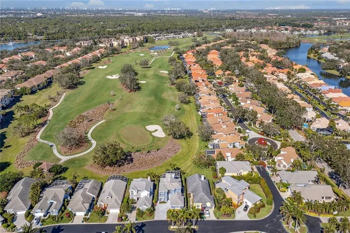 5900 Fountain Dr, Naples, Florida 34119