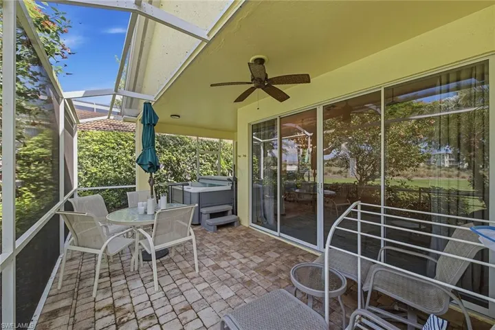 5900 Fountain Dr, Naples, Florida 34119