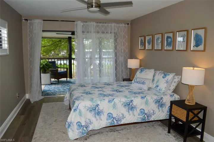 5690  Trailwinds  DR, Fort Myers, FL 33907