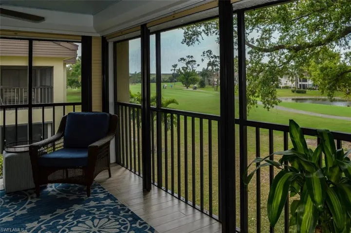 5690  Trailwinds  DR, Fort Myers, FL 33907