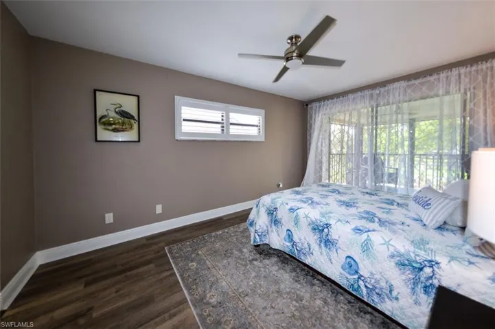 5690  Trailwinds  DR, Fort Myers, FL 33907