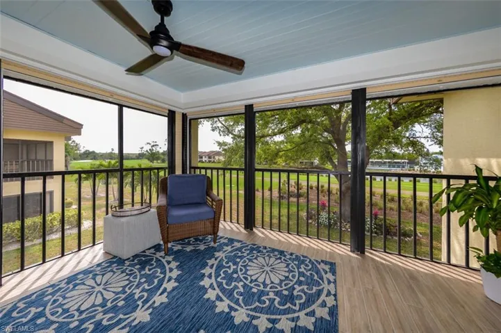 5690  Trailwinds  DR, Fort Myers, FL 33907