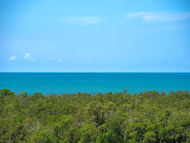 7117 Pelican Bay Blvd 507, Naples, Florida 34108