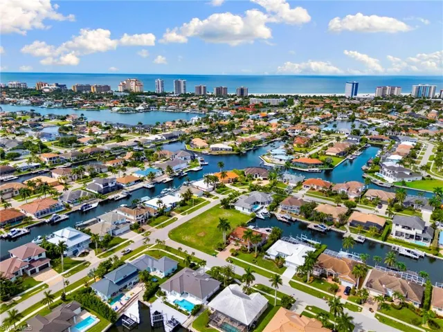 960 Bonita Ct, Marco Island, Florida 34145