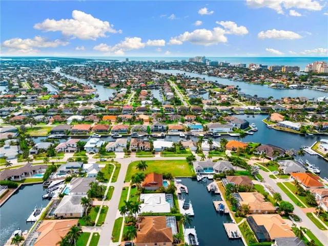 960 Bonita Ct, Marco Island, Florida 34145