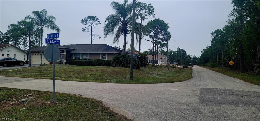 Newer home on west end from block