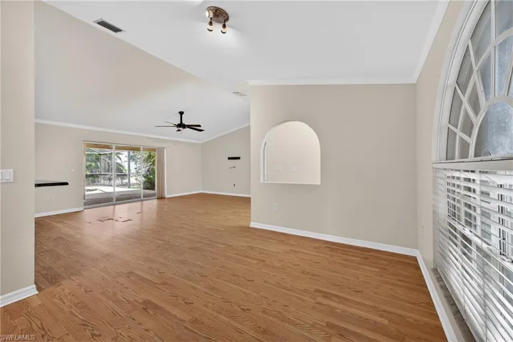 6890 Circle Dr, Fort Myers, Florida 33905