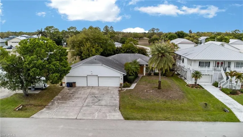 6890 Circle Dr, Fort Myers, Florida 33905