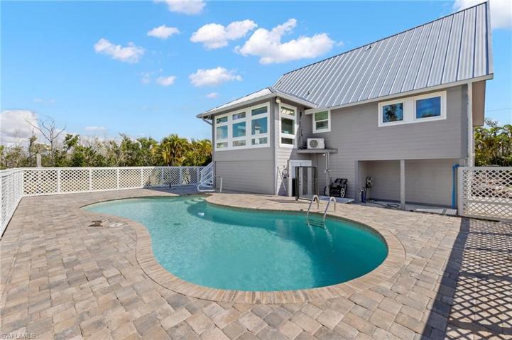 Pool & Patio