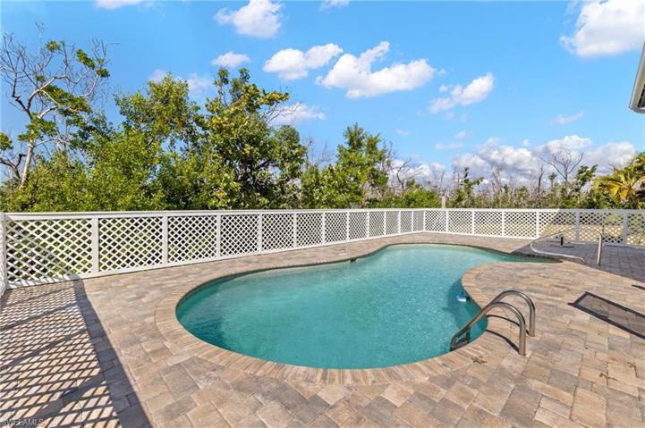 Fenced Pool & Patio