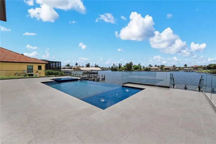 432 Burnt Store Rd S, Cape Coral, Florida 33991