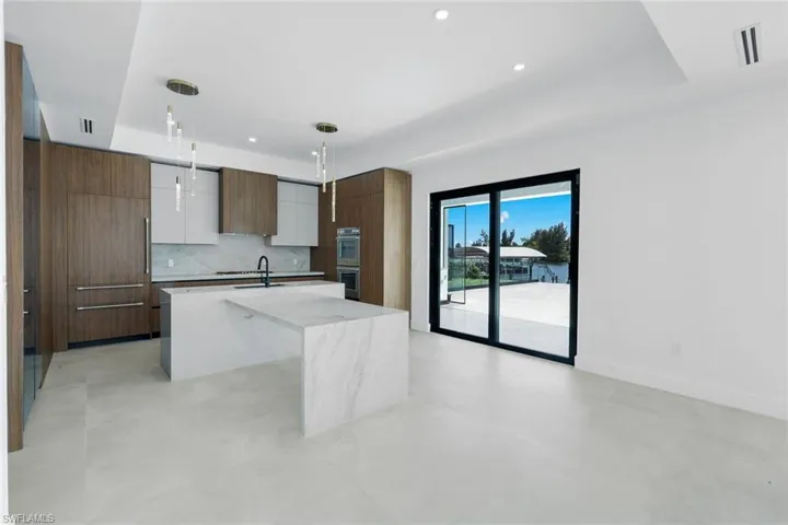 432 Burnt Store Rd S, Cape Coral, Florida 33991