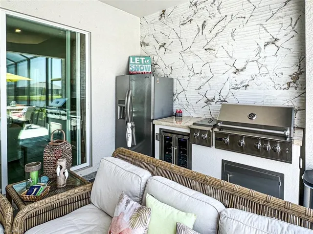 Outdoor Kitchen