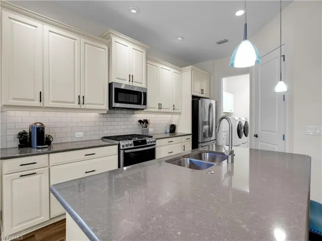 9604 Estero Grove Way, Estero, Florida 33928