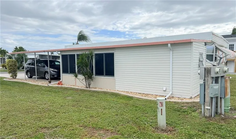 301  Dillard  AVE, Fort Myers, FL 33908