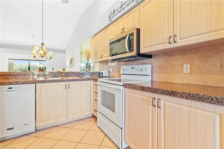 14530  Hickory Hill  CT, Fort Myers, FL 33912