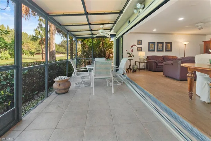 135  Forest Lakes  BLVD, Naples, FL 34105