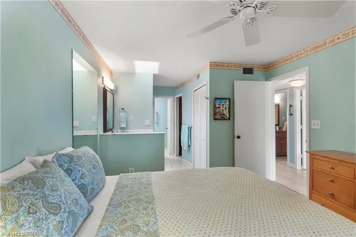 135  Forest Lakes  BLVD, Naples, FL 34105