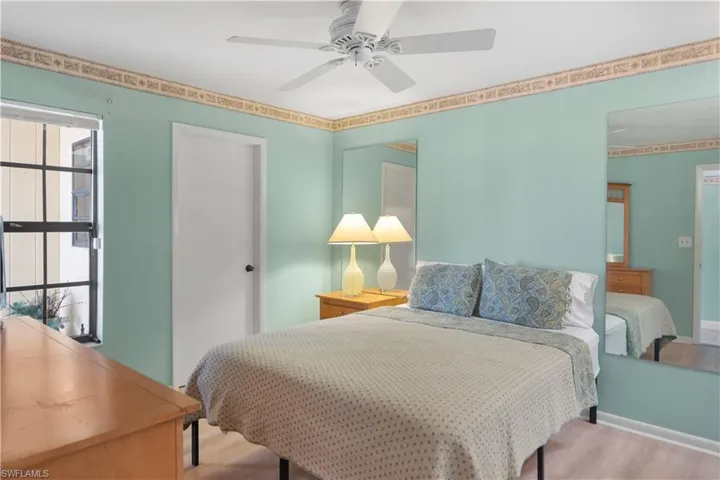 135  Forest Lakes  BLVD, Naples, FL 34105