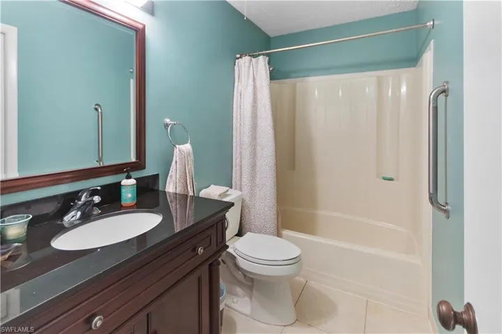 135  Forest Lakes  BLVD, Naples, FL 34105