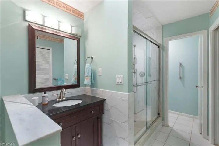 135  Forest Lakes  BLVD, Naples, FL 34105