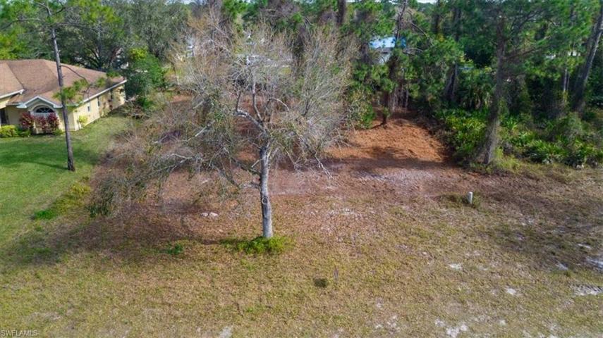 219 Bell BLVD S, LEHIGH ACRES FL 33974