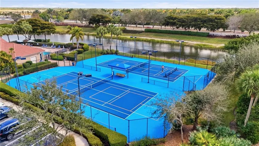 10320 Wishing Stone Ct, Bonita Springs, Florida 34135