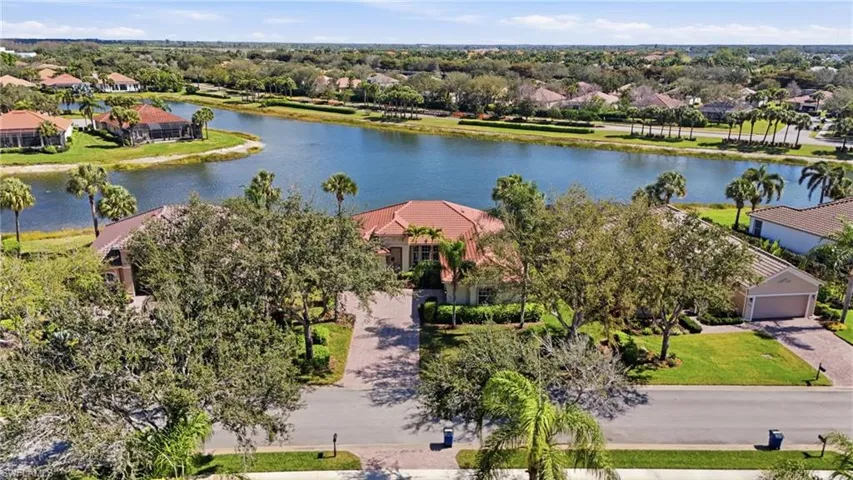 10320 Wishing Stone Ct, Bonita Springs, Florida 34135