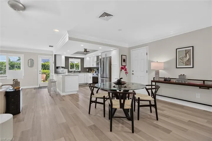 18 Rivard Rd 9, Naples, Florida 34112