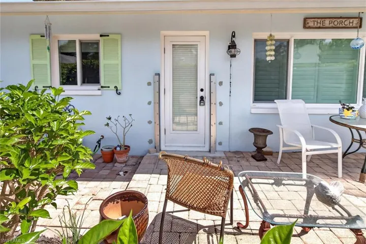18 Rivard Rd 9, Naples, Florida 34112